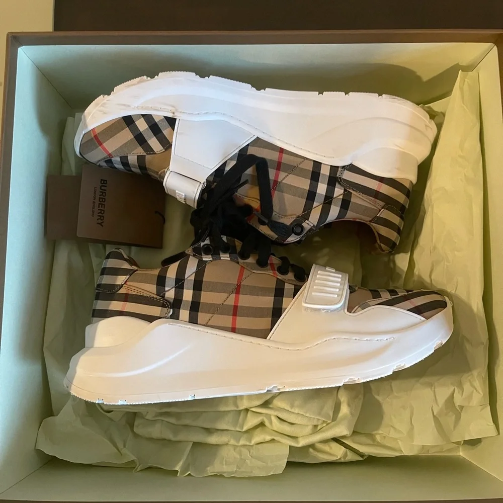 Mens Burberry Vintage Check, Suede and Leather Sneakers. - Picture 2 of 9